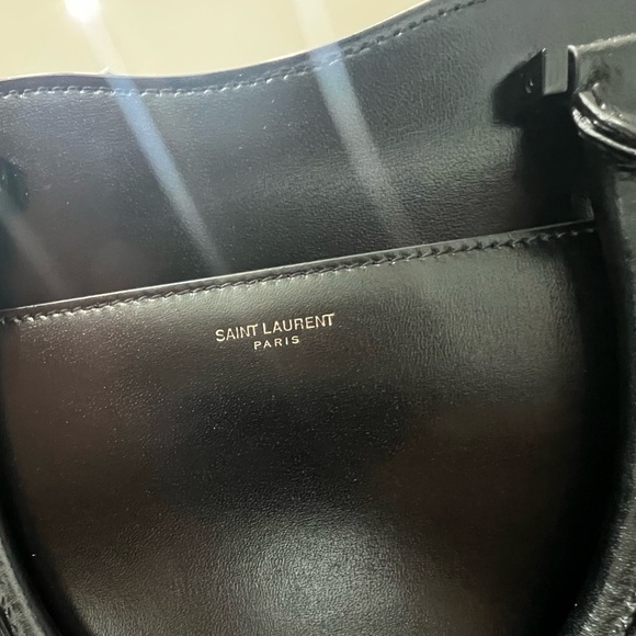 SOLD! Yves Saint Laurent Calfskin Medium Uptown Tote - Picture 7 of 14